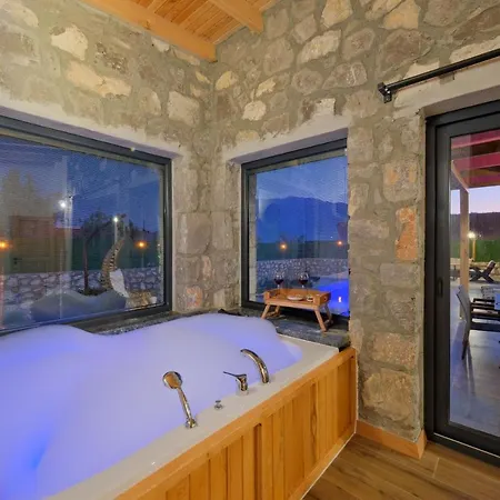 Vareste & Tas Mahal *