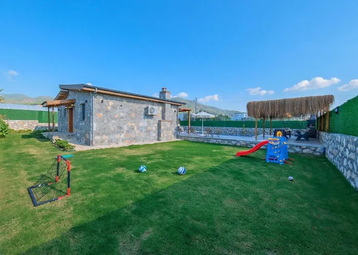 Vareste & Tas Mahal Vila *