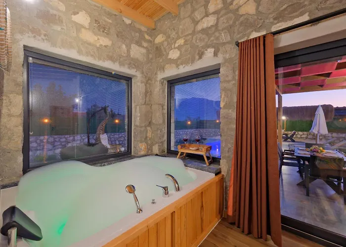 Vareste & Tas Mahal Vila *